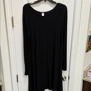 Old Navy Classic Black Ling Sleeve Dress